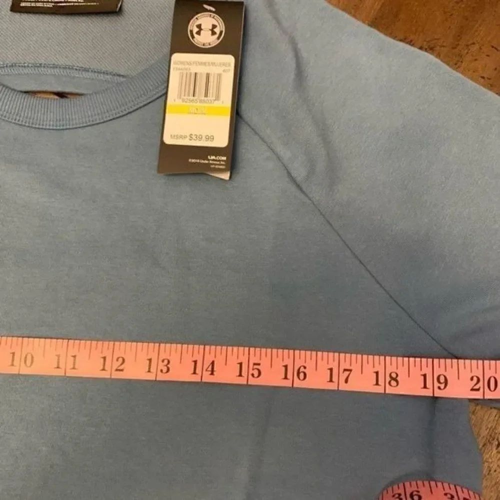 Under Armour Terry Slit Back Shirt - Picture 4 of 6